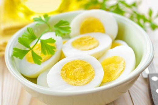 Ограничьте употребление яиц в рационе